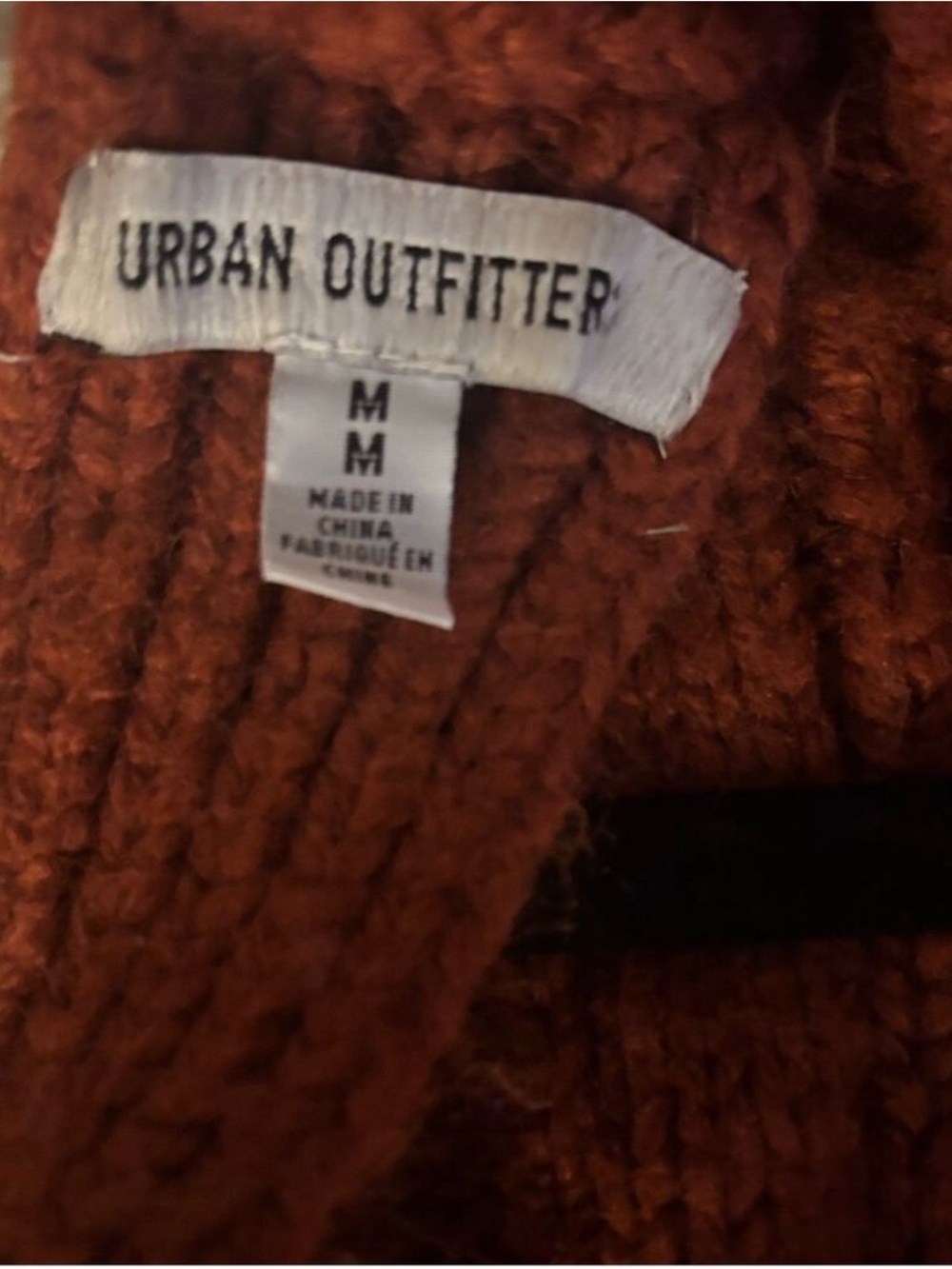Urban Outfitters Rust Cable-Knit Sleeveless Turtleneck Sweater - Picture 3 of 4